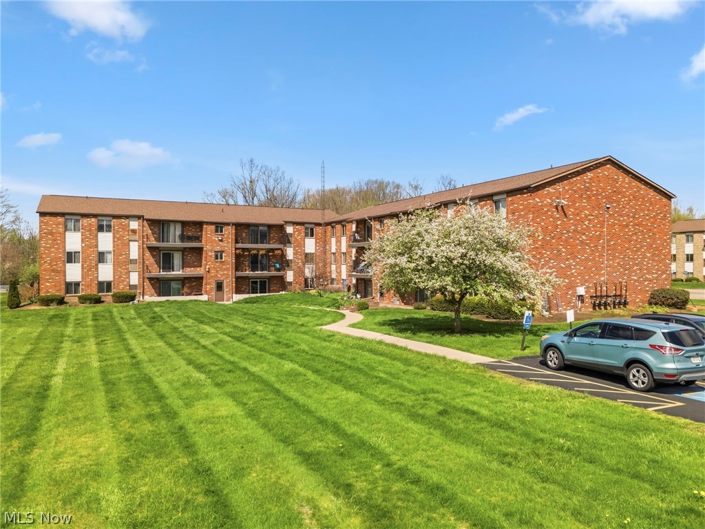 5240 Emil Avenue SW Navarre OH 44662