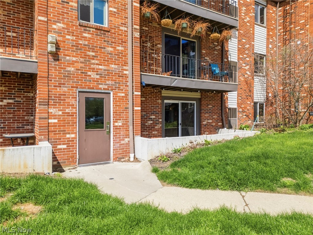 5240 Emil Avenue SW Navarre OH 44662