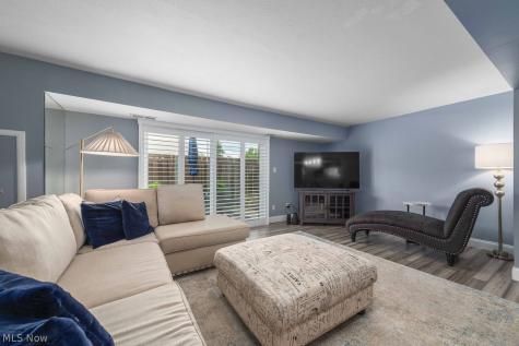 15057 Pine Valley Trail Middleburg Heights OH 44130