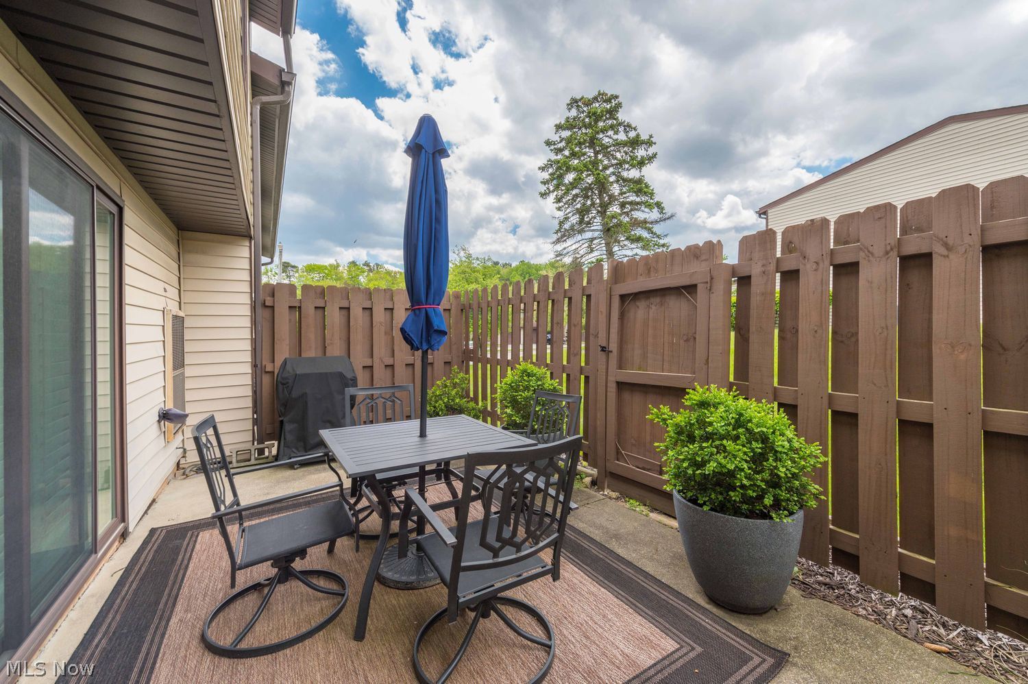 15057 Pine Valley Trail Middleburg Heights OH 44130