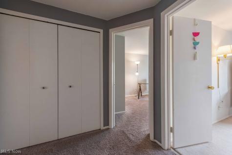 15057 Pine Valley Trail Middleburg Heights OH 44130