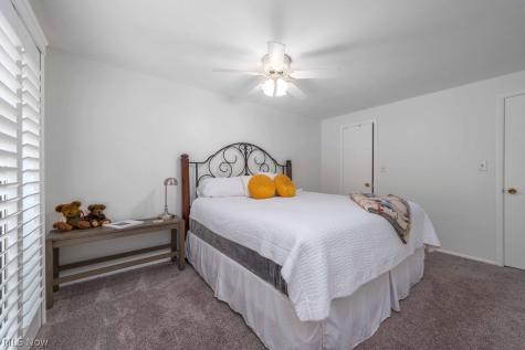 15057 Pine Valley Trail Middleburg Heights OH 44130