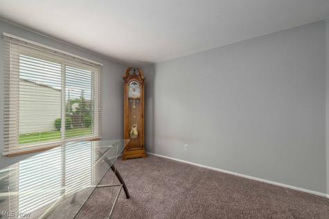 15057 Pine Valley Trail Middleburg Heights OH 44130