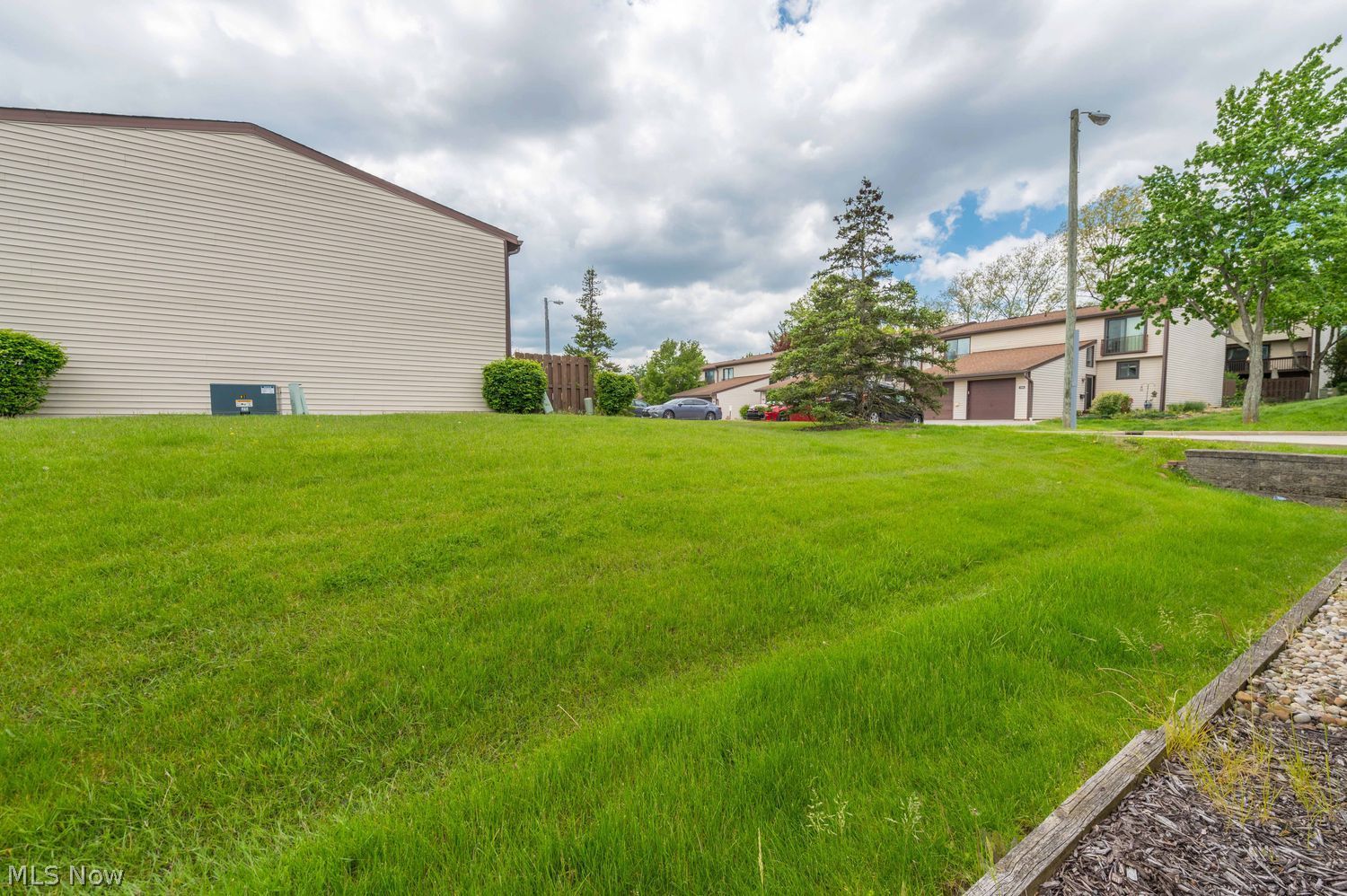 15057 Pine Valley Trail Middleburg Heights OH 44130