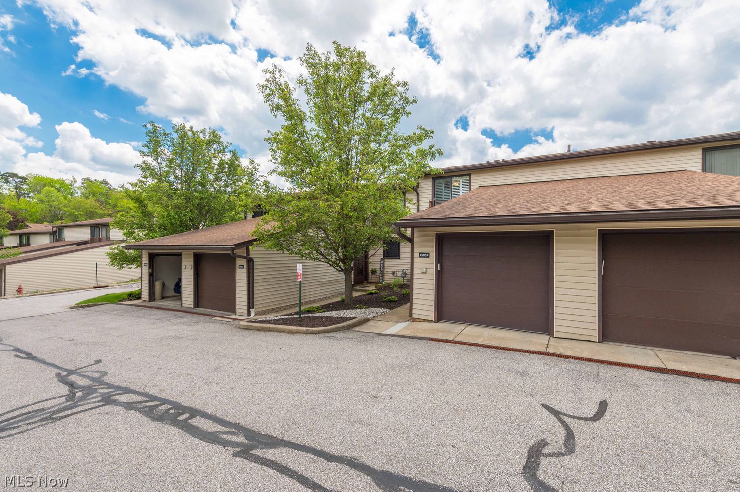 15057 Pine Valley Trail Middleburg Heights OH 44130