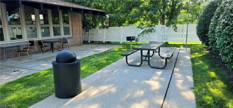 2331 E Market Street Akron OH 44312