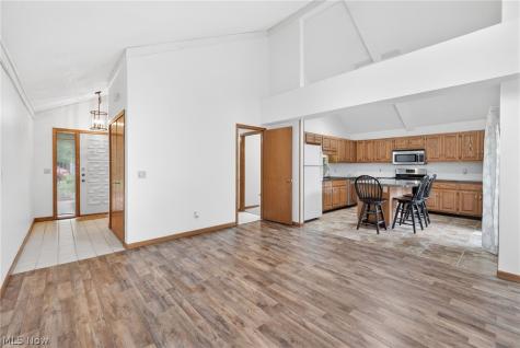 31 Pinewood Drive Medina OH 44256