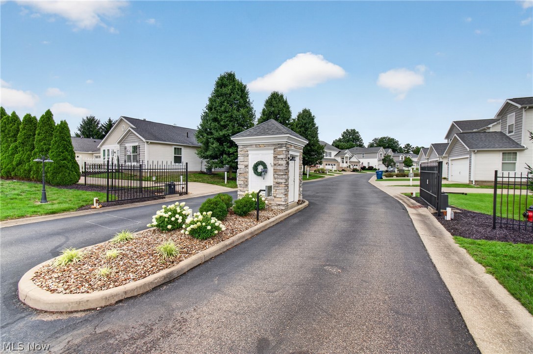 1321 Cascade Circle NW Canton OH 44708