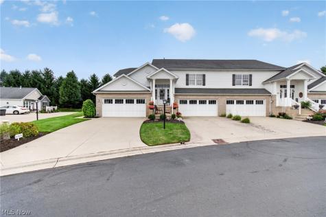 1321 Cascade Circle NW Canton OH 44708