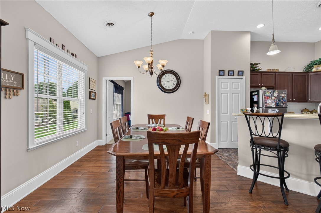 1321 Cascade Circle NW Canton OH 44708