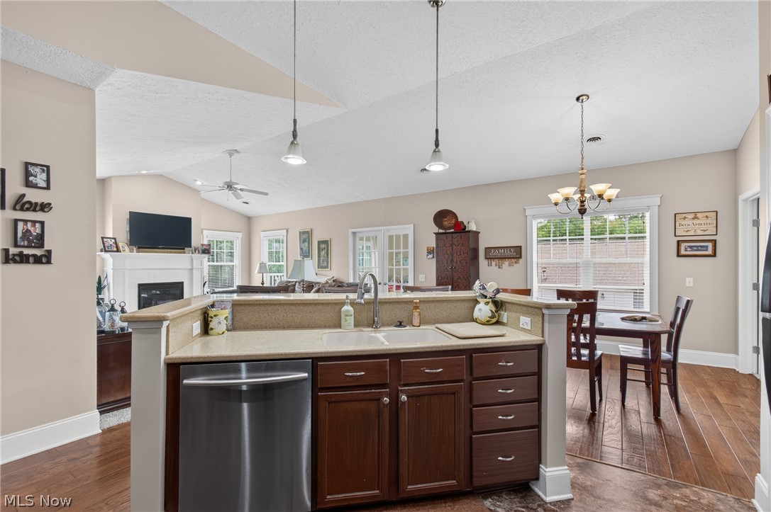 1321 Cascade Circle NW Canton OH 44708