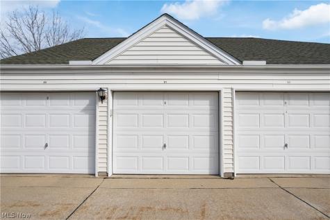 23003 Chandlers Lane Olmsted Falls OH 44138