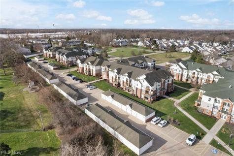 23003 Chandlers Lane Olmsted Falls OH 44138