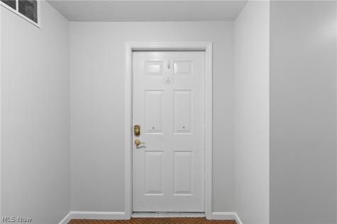 23003 Chandlers Lane Olmsted Falls OH 44138