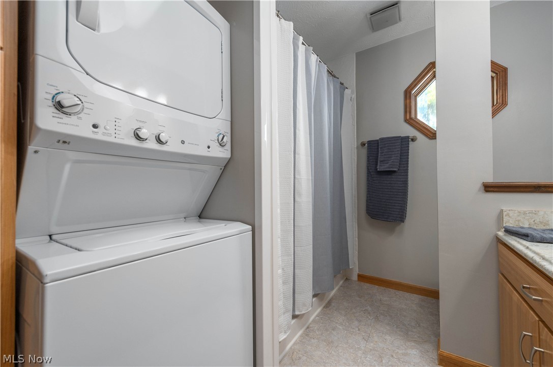 4601 Compass Rose Vermilion OH 44089