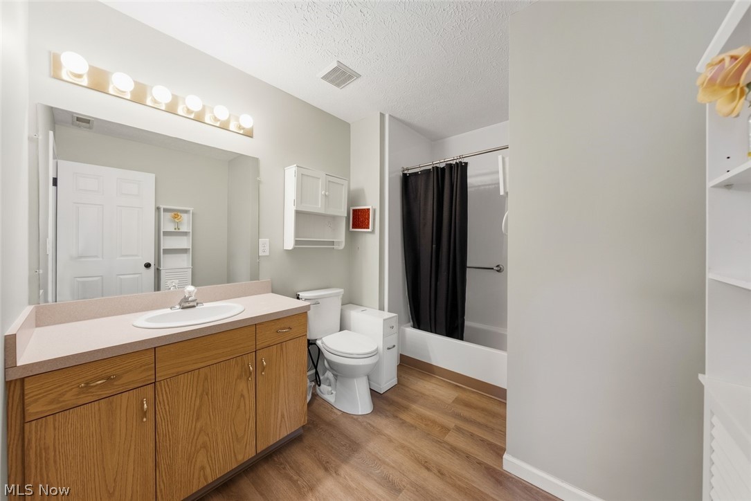 8528 Spencer Court North Ridgeville OH 44039