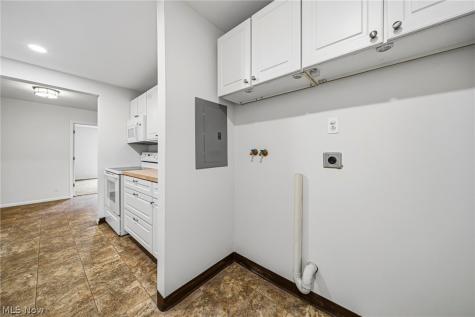 7982 Colonial Drive Mentor OH 44060