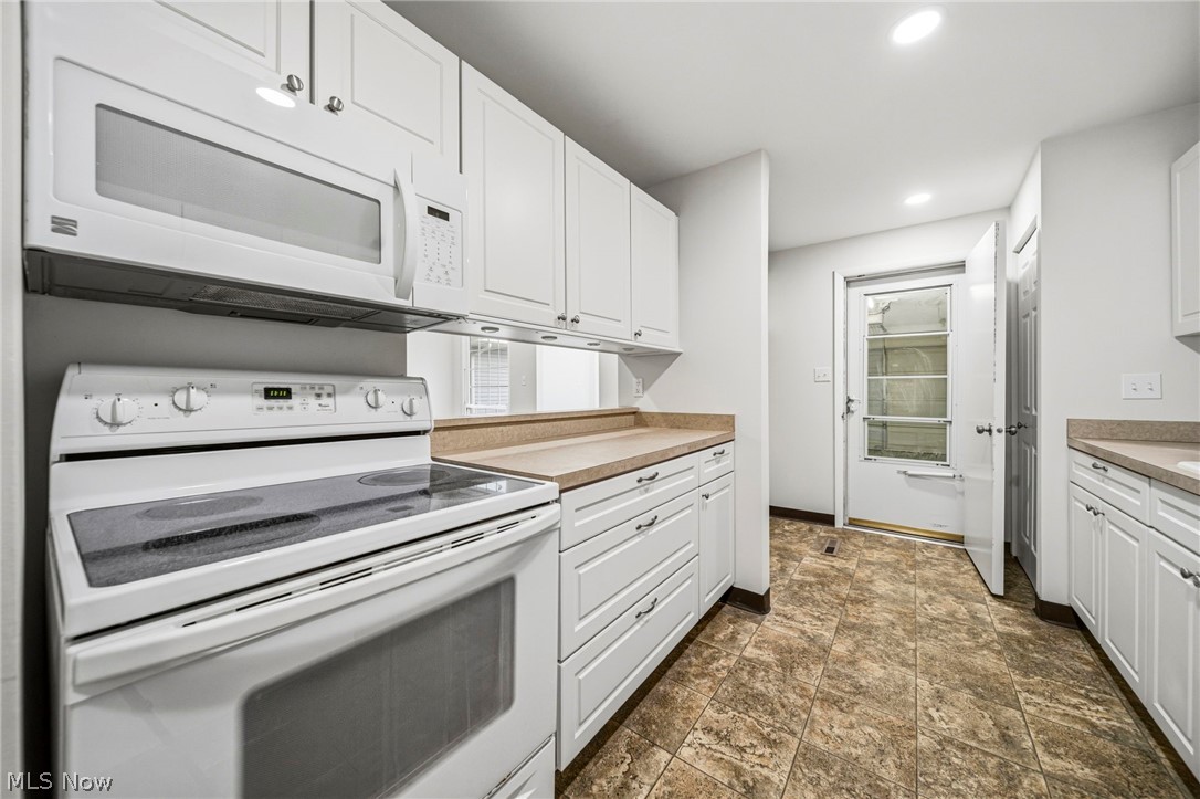 7982 Colonial Drive Mentor OH 44060
