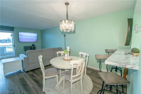 30 Marina Point Drive Sandusky OH 44870