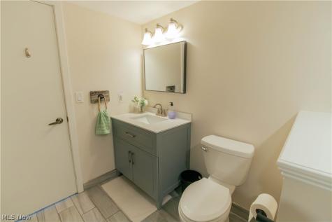 30 Marina Point Drive Sandusky OH 44870
