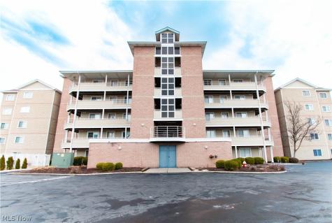 30 Marina Point Drive Sandusky OH 44870