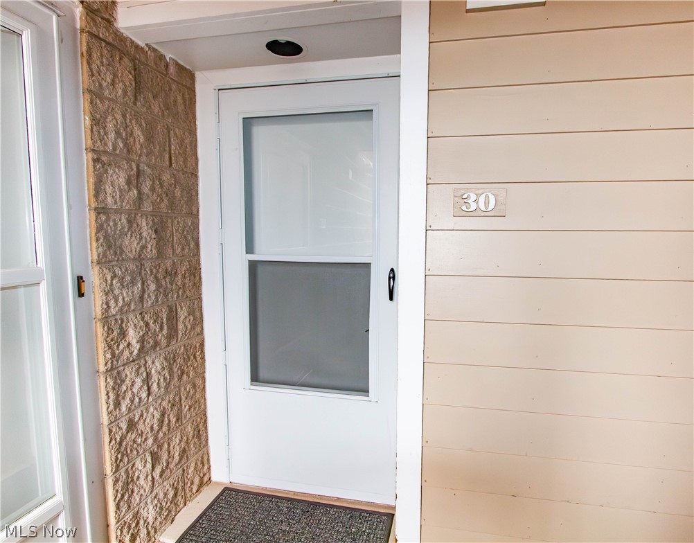 30 Marina Point Drive Sandusky OH 44870