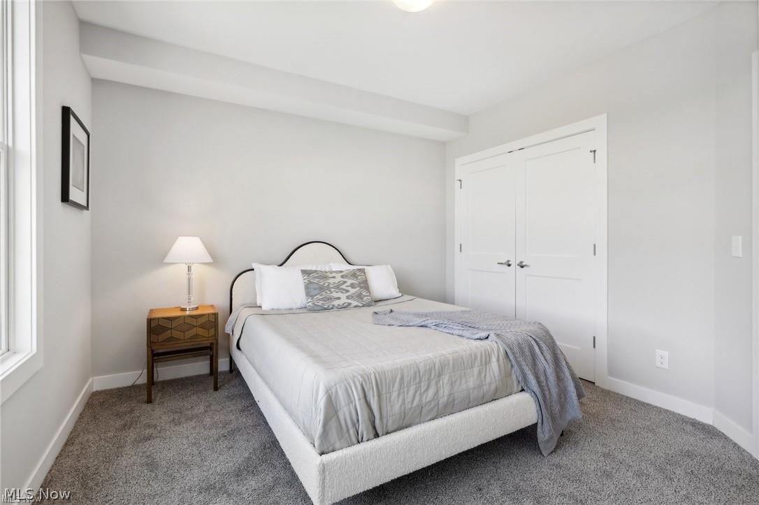 11223 N Park Place Cleveland OH 44104