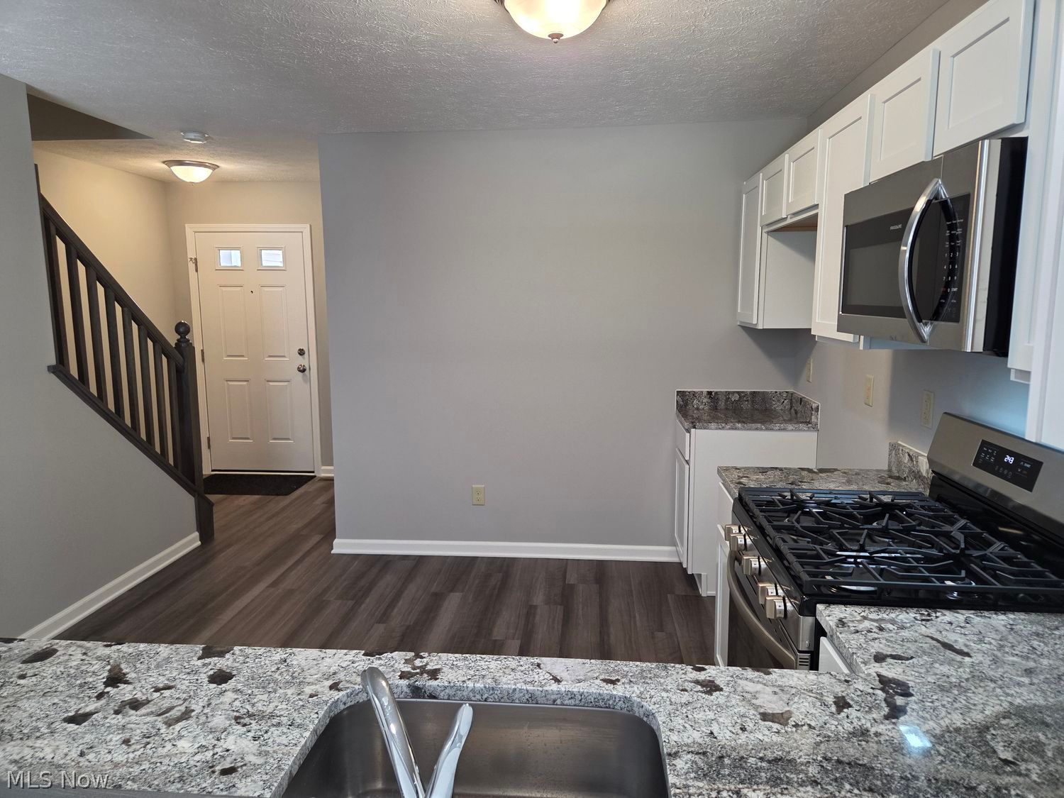 3772 Freedom Place Lorain OH 44053