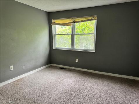 9409 Manor Avenue Cleveland OH 44104