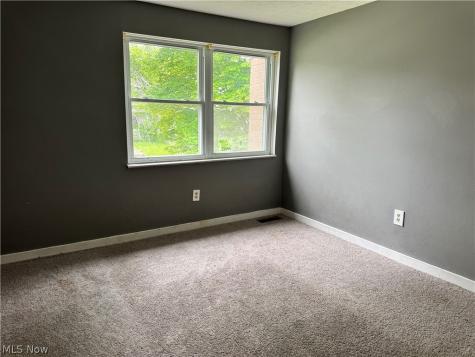 9409 Manor Avenue Cleveland OH 44104