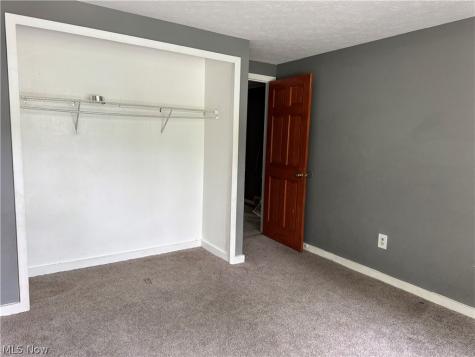 9409 Manor Avenue Cleveland OH 44104