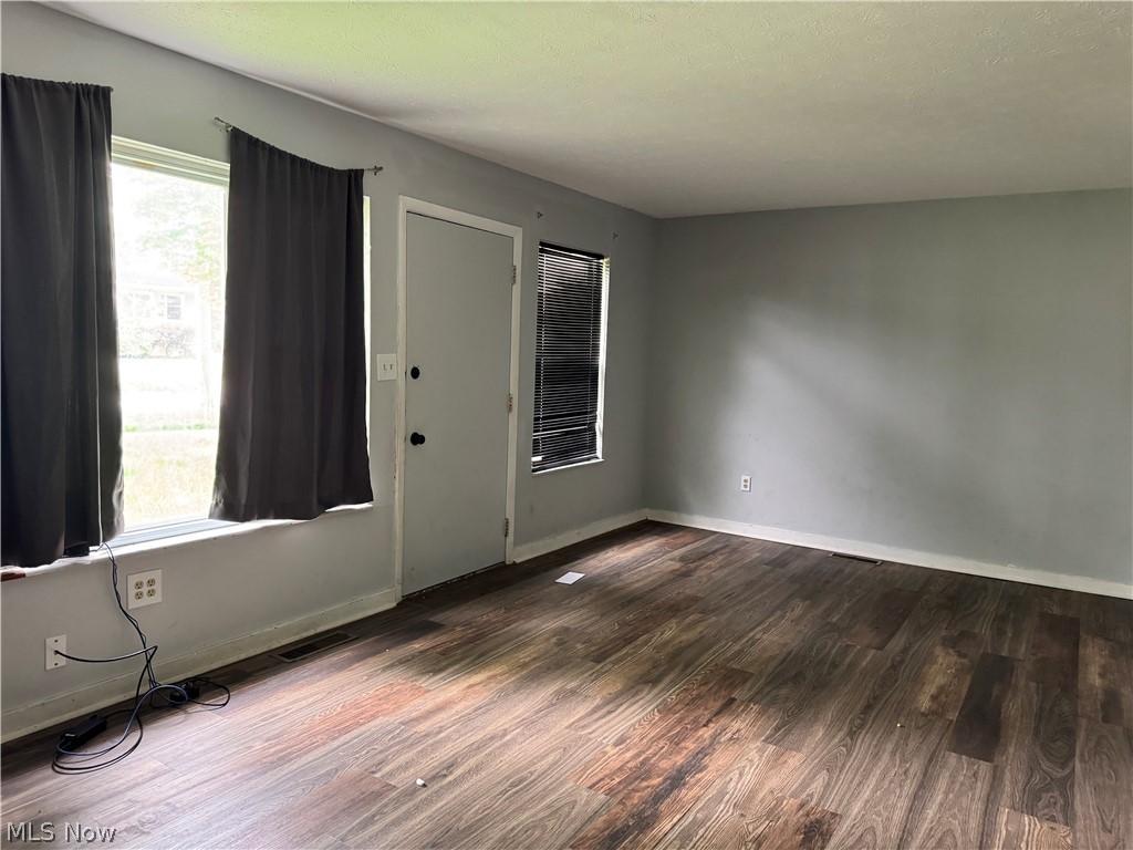 9409 Manor Avenue Cleveland OH 44104