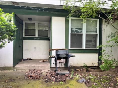 9409 Manor Avenue Cleveland OH 44104