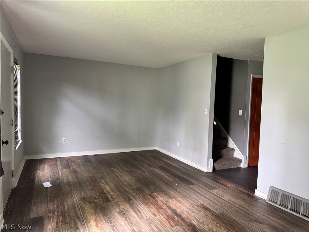 9409 Manor Avenue Cleveland OH 44104
