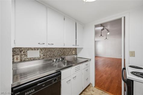 19101 Van Aken Boulevard Shaker Heights OH 44122