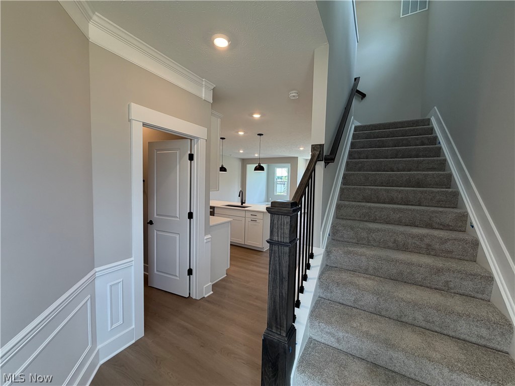 32736 Sandridge Run Avon Lake OH 44012