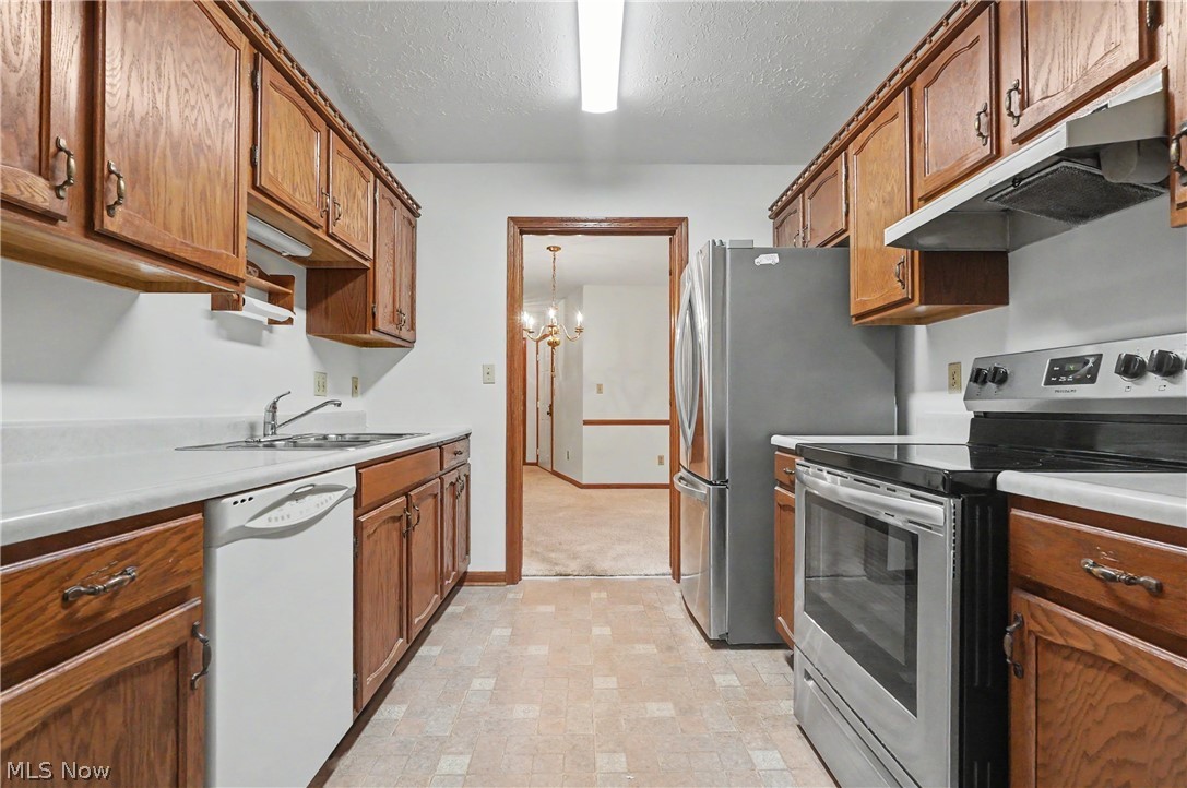1344 Fox Run Court Youngstown OH 44512