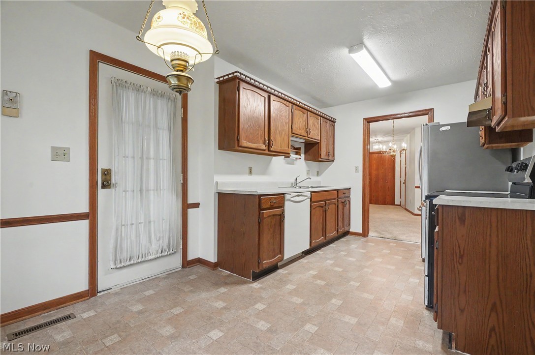 1344 Fox Run Court Youngstown OH 44512