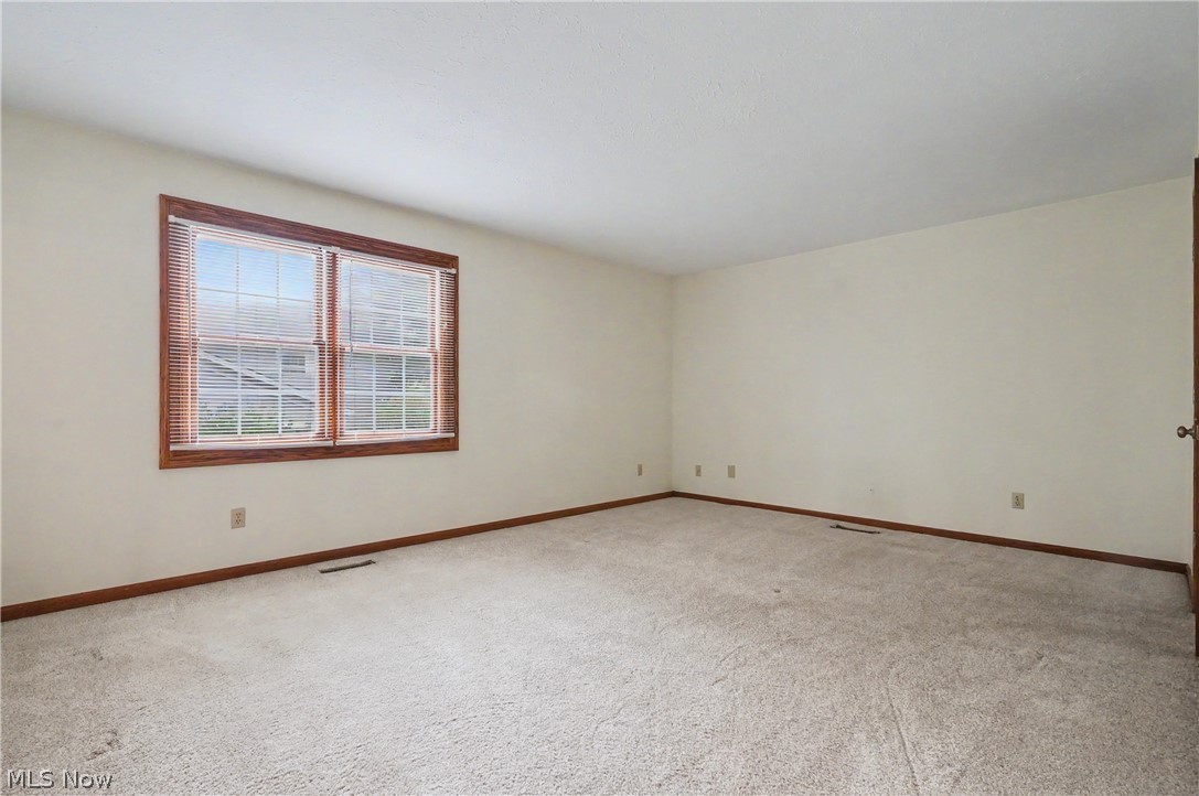 1344 Fox Run Court Youngstown OH 44512