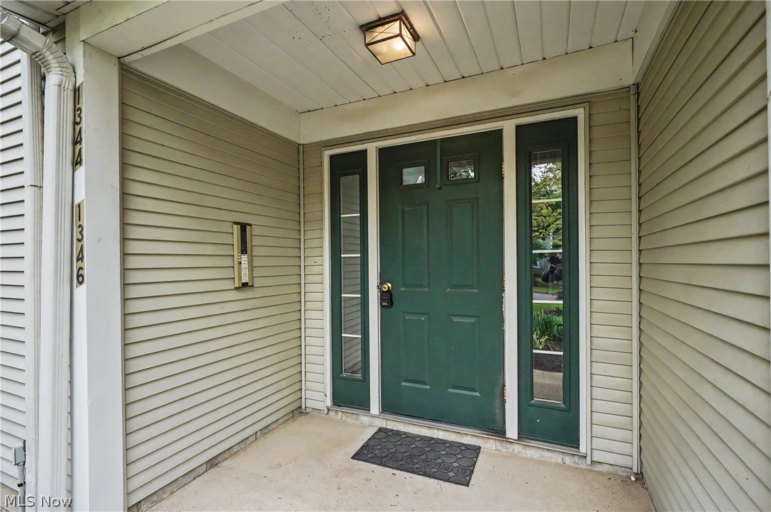 1344 Fox Run Court Youngstown OH 44512