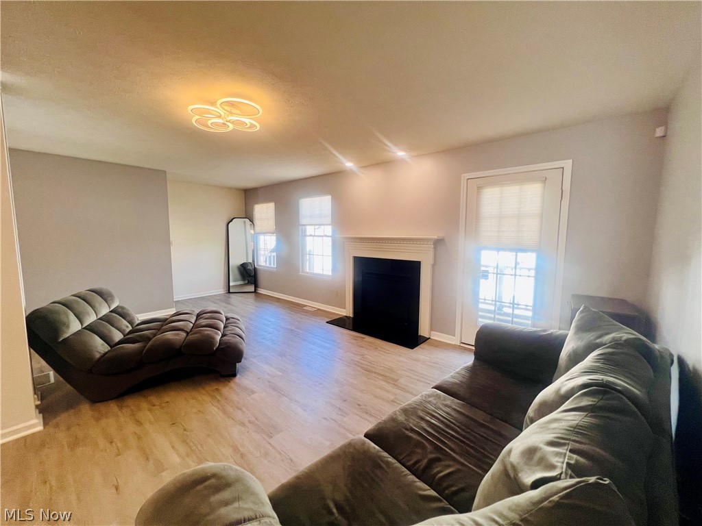 1963 E 85th Street Cleveland OH 44106