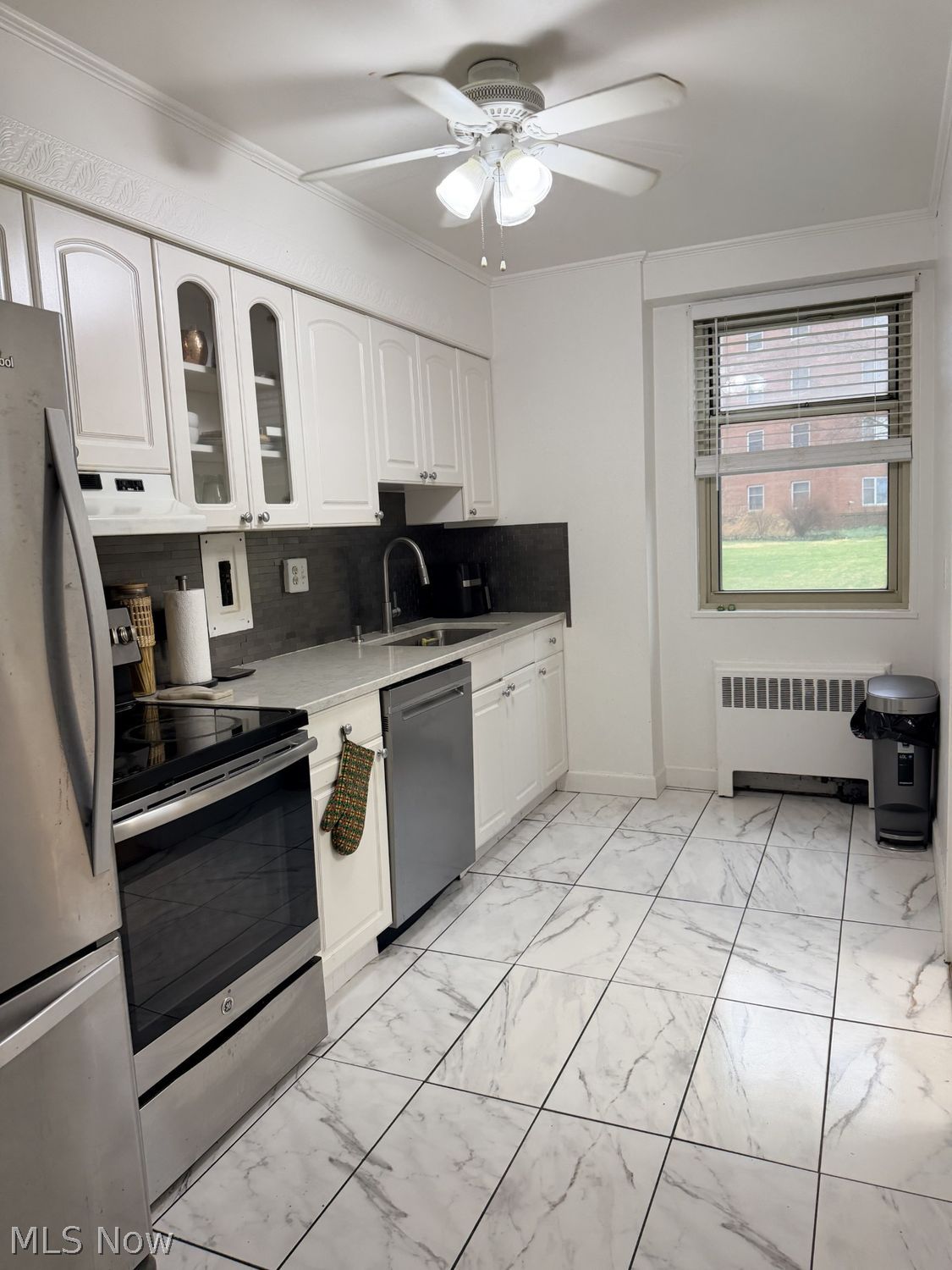 11820 Edgewater Drive Lakewood OH 44107