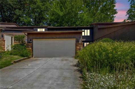 8362 Villa Marina Court Mentor OH 44060