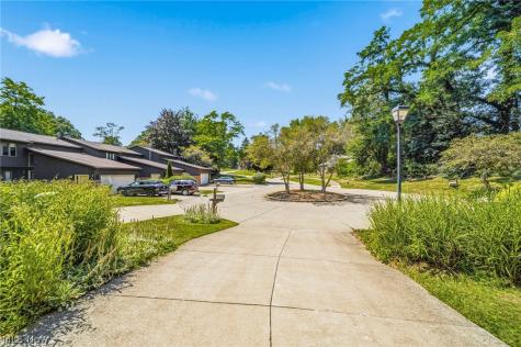8362 Villa Marina Court Mentor OH 44060