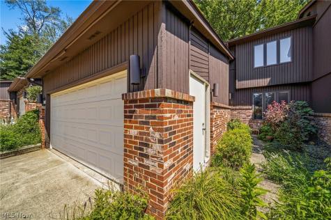 8362 Villa Marina Court Mentor OH 44060