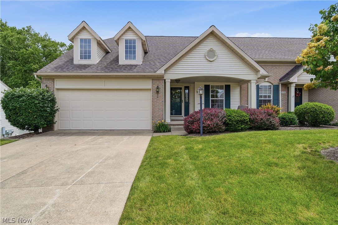 1652 Southpointe Circle NE Canton OH 44714