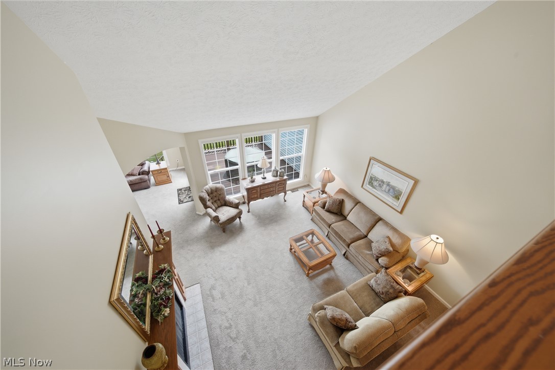 1652 Southpointe Circle NE Canton OH 44714