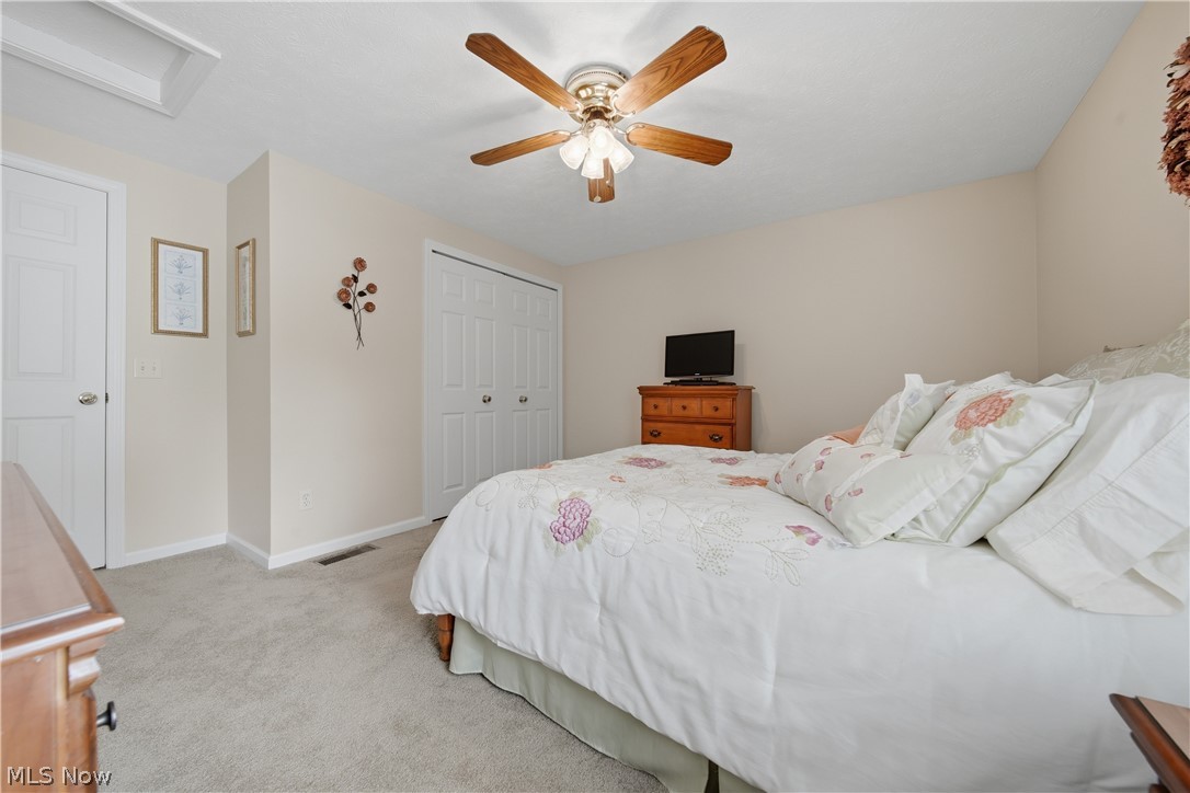 1652 Southpointe Circle NE Canton OH 44714