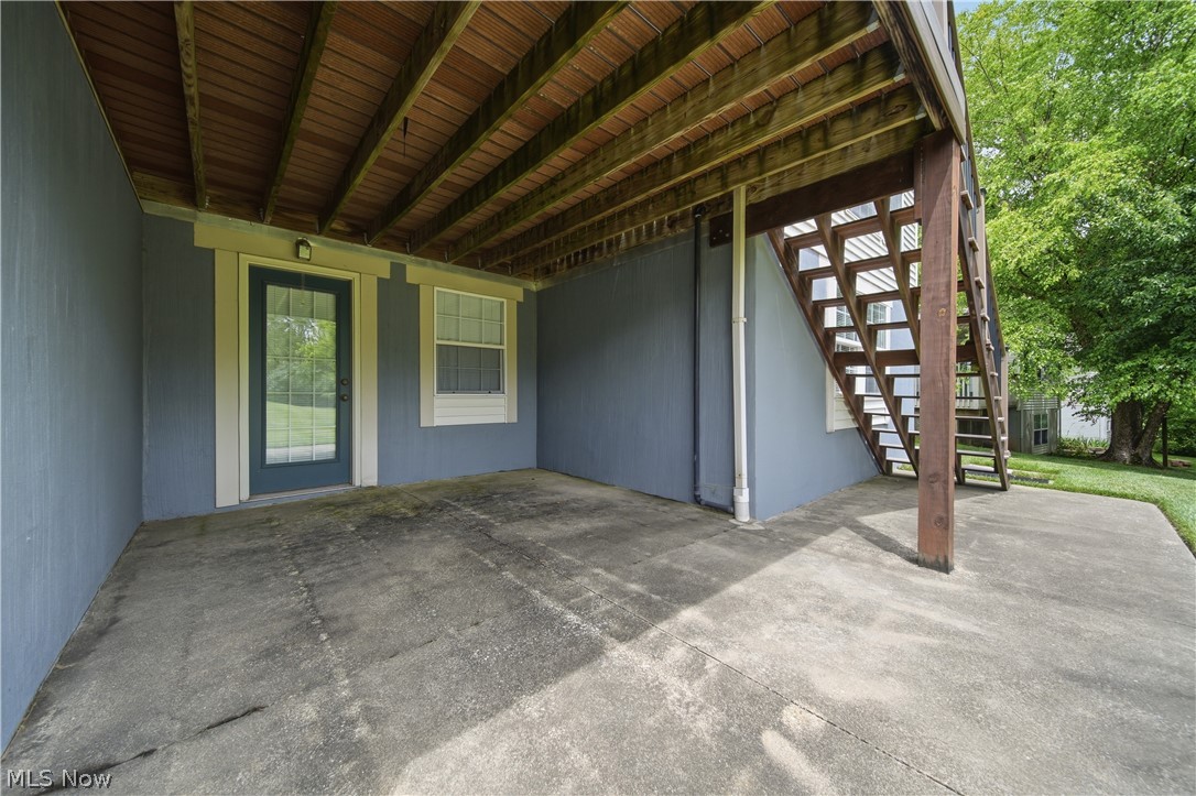 1652 Southpointe Circle NE Canton OH 44714