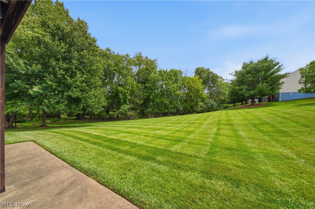 1652 Southpointe Circle NE Canton OH 44714